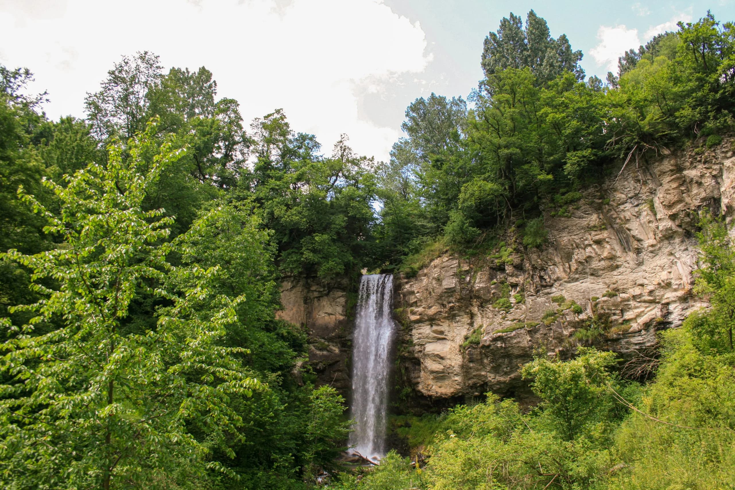 Смолянски водопад — водопадът в Чилингирска махала
